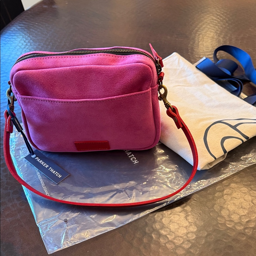 NWT PARKER THATCH Pink Suede Amelia